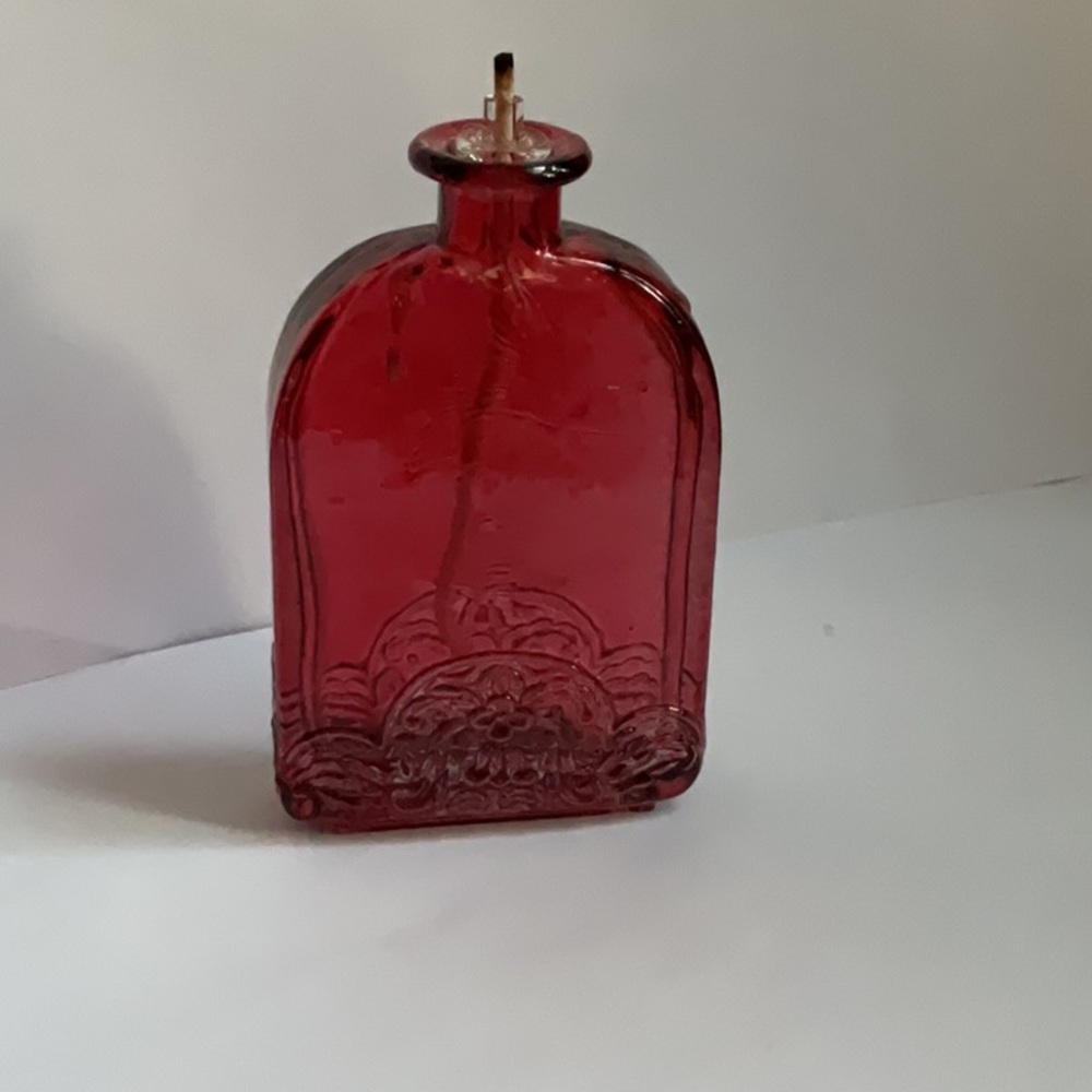 Refillable Liquid Petite Oil lamp - Sturdy Red Glass Oil Candle